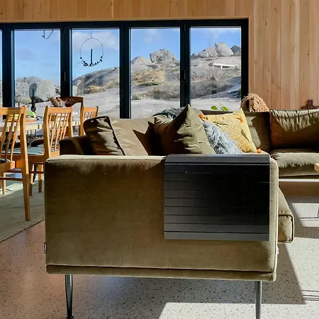 Architect-designed Gem With Views Of Kistefjellet * Nesvag
