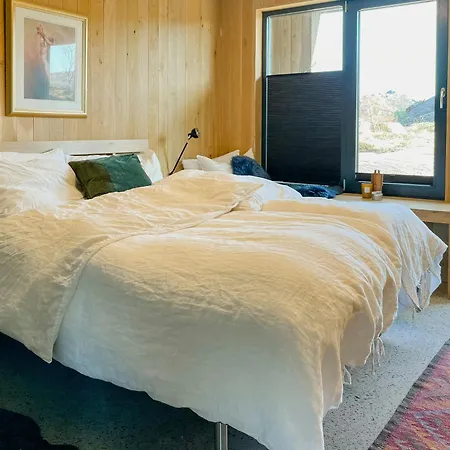 Architect-designed Gem With Views Of Kistefjellet * Nesvag